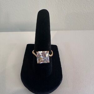 Elegant Rose Gold Women's Ring